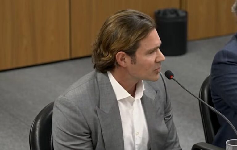 Advogado de Mauro Cid deixa defesa para atender ex-banqueiro
