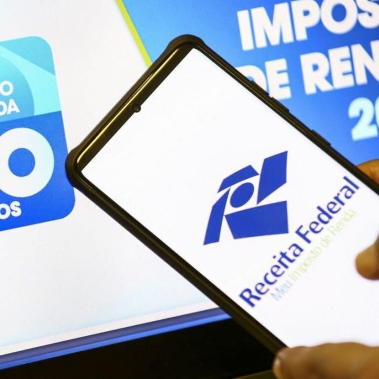 Receita Federal abre consulta do terceiro lote de restituição