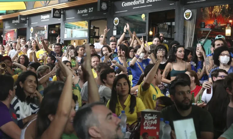 Final da Copa do Mundo impulsiona faturamento em bares e restaurantes