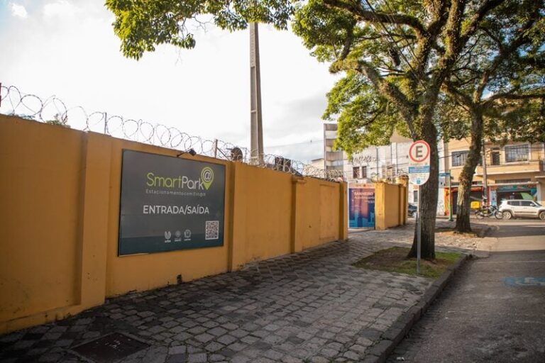 Smart Park São Francisco opera com acesso único pela Rua Jaime Reis
