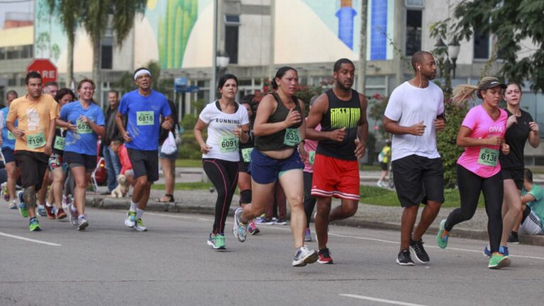 Curitiba recebe três corridas no mesmo fim de semana