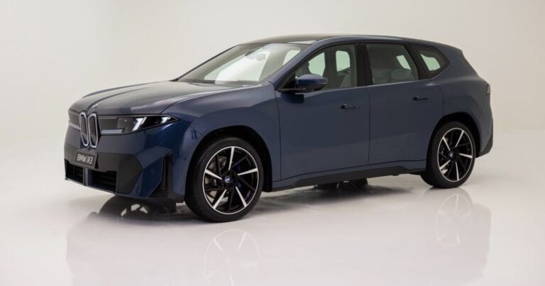 BMW lança iX3 com 469 cv e autonomia de 570 km no Brasil