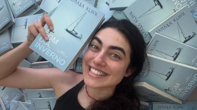 Tamara Klink se retrata após pedir que leitores parassem de comprar seu livro