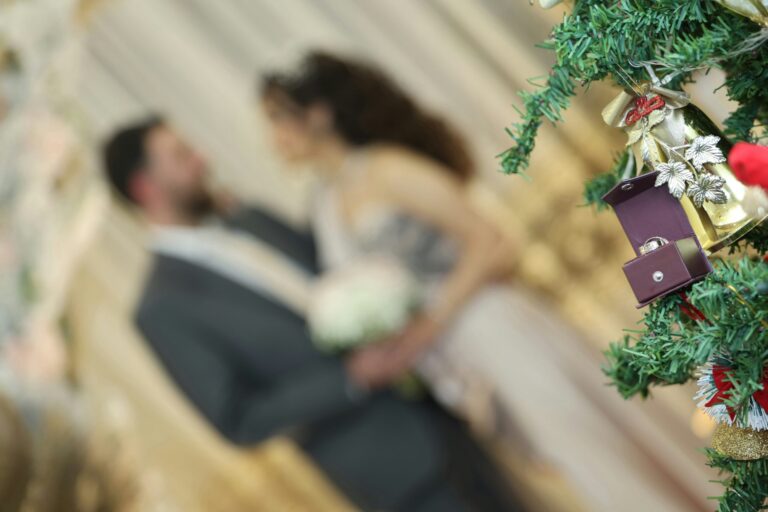 Casal sírio vive em segredo por lei que proíbe casamento entre pessoas da mesma fé
