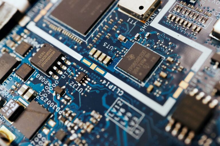 Semicondutores têm maior aumento de preço desde 2022