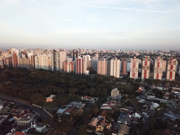 Caixa leiloa 103 imóveis na região Sul com descontos de até 46%