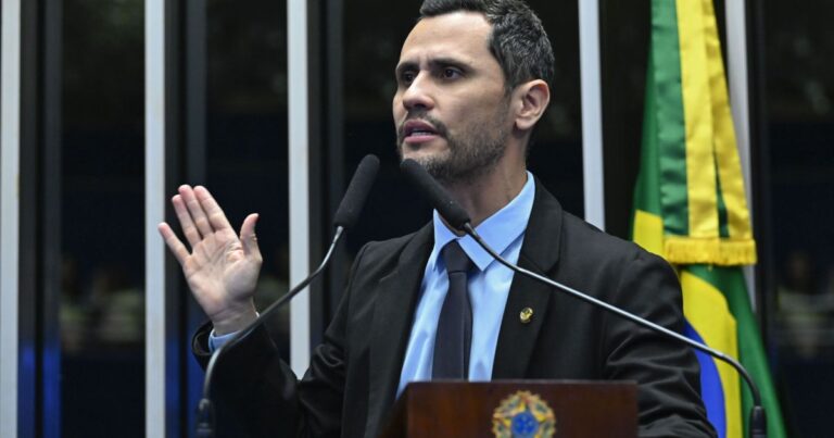 Quaest mostra Cleitinho na liderança em Minas Gerais com 29%
