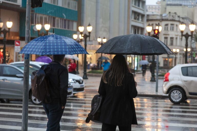Simepar registra chuva acima da média em quase todo o Paraná em julho