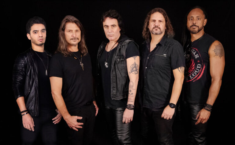 Angra traz turnê de 30 anos do álbum Holy Land para Curitiba em setembro