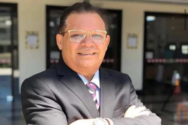 Bispo Francisco de Assis deixa Igreja Universal após 47 anos de ministério