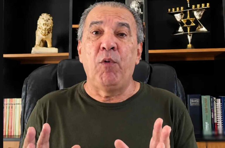 Malafaia declara apoio a Flávio Bolsonaro para presidência