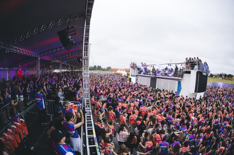 Curitiba Folia volta em dezembro com Tomate, Xanddy e Harmonia do Samba