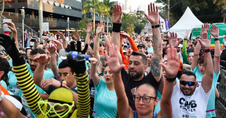 10ª Corrida do Pequeno Príncipe reúne milhares em Curitiba