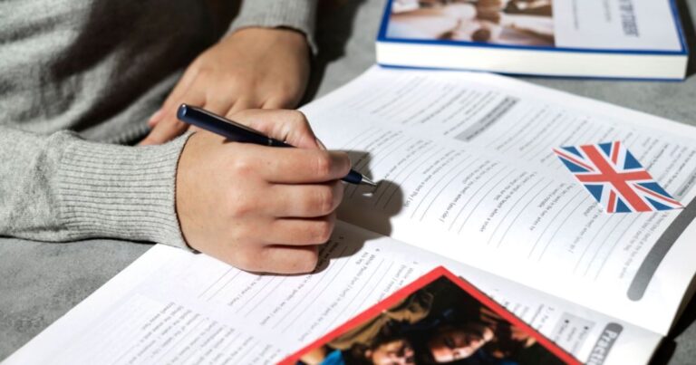 Aprenda os principais phrasal verbs do inglês cotidiano