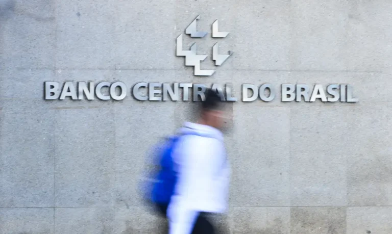 Banco Central reduz Selic a 14% ao ano com quarto corte consecutivo