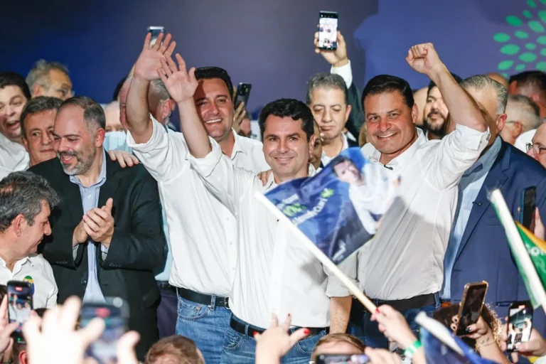 Republicanos oficializa Curi como candidato ao Senado pelo Paraná