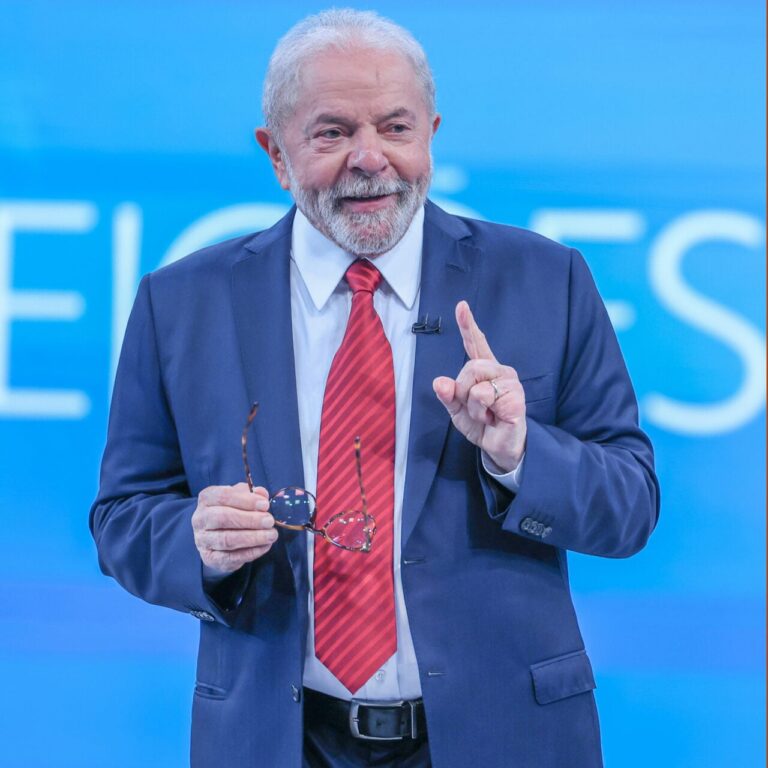 Lula defende sistema eleitoral brasileiro em conversa com Trump