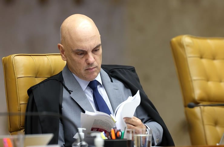 PF solicita a Moraes decisão sobre armas apreendidas de Bolsonaro