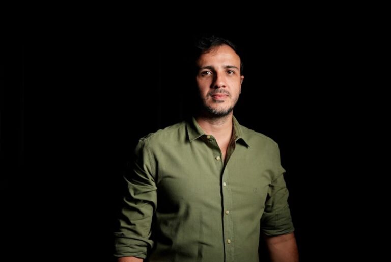 Renan Santos pede confiança de aliados após adiamento do TSE