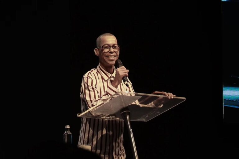 Marquinhos Menezes construiu carreira como pastor e cantor gospel