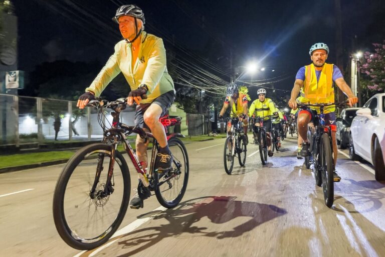 Araucária realiza pedalada de 27 km para comemorar Dia do Ciclista