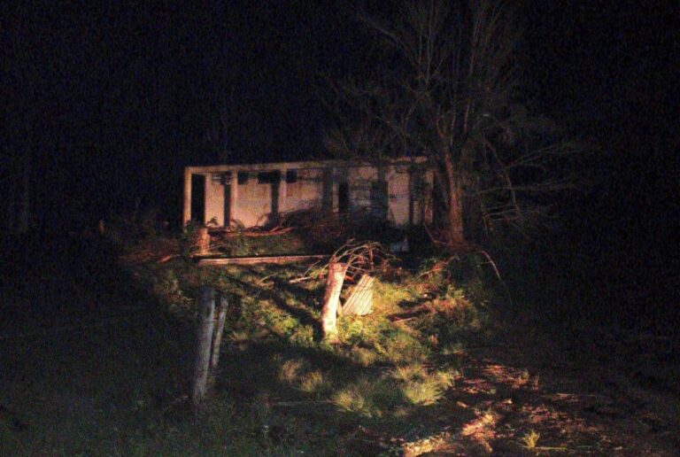 Tornado destroi 20 casas em Piraí do Sul nos Campos Gerais