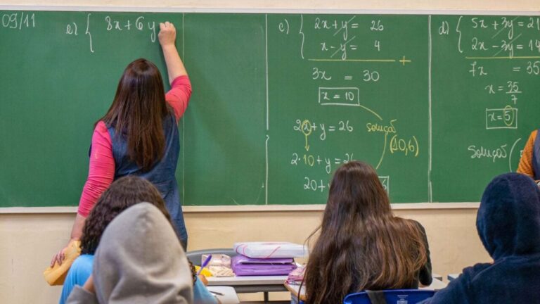 Seed-PR prorroga inscrições para PSS de contratação de professores