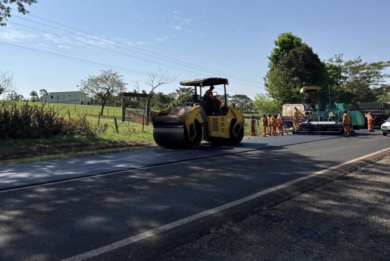 DER altera tráfego em rodovia do Paraná com sistema pare e siga