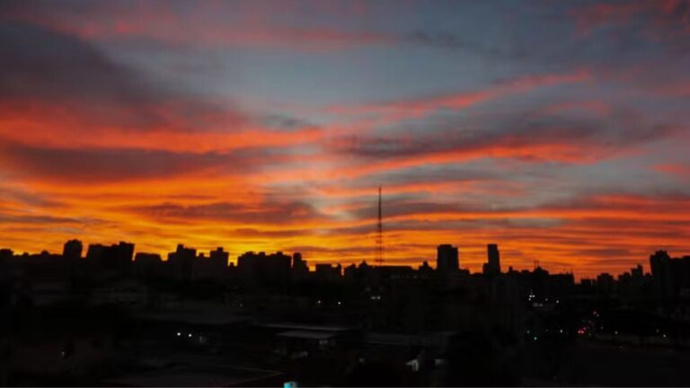 Semana começa com temperaturas elevadas e abafamento no Paraná