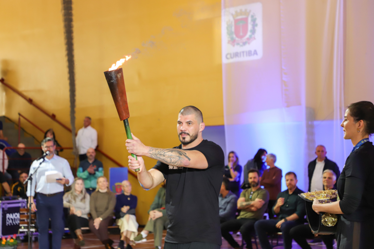Jogos Escolares de Curitiba abrem com cerimônia oficial nesta terça