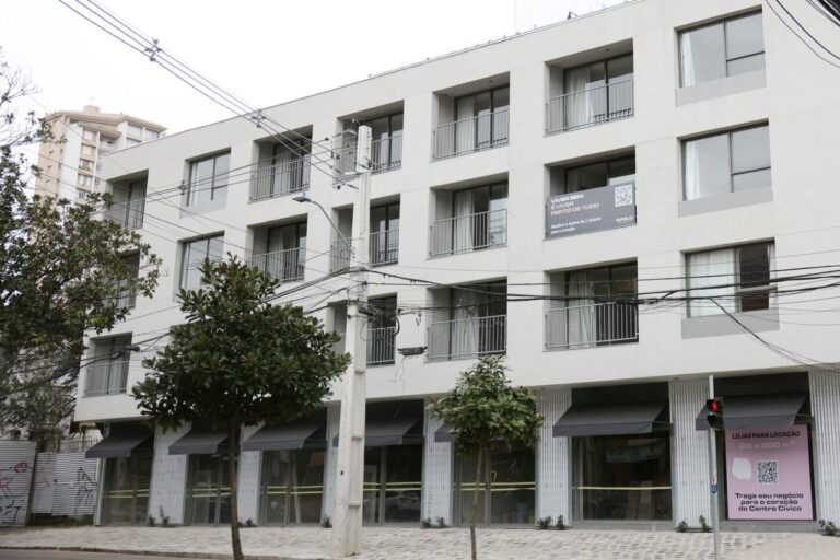 Edifício Apolo é reinaugurado em Curitiba após reforma estrutural