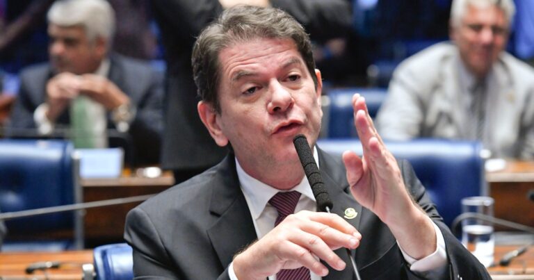 Pesquisa aponta Cid na liderança para segundo senador pelo Ceará
