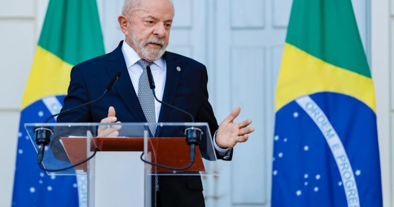 Governo Lula tem aprovação de 46% e desaprovação de 50%, aponta pesquisa