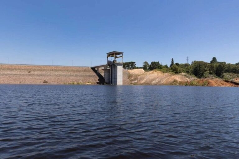 Barragens da Grande Curitiba atingem 100% da capacidade com chuvas intensas