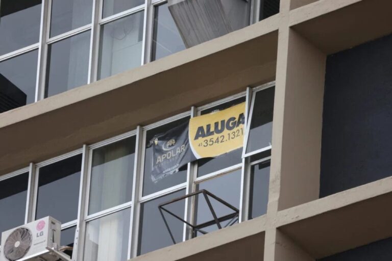 Inadimplência de aluguel recua em setembro no Paraná