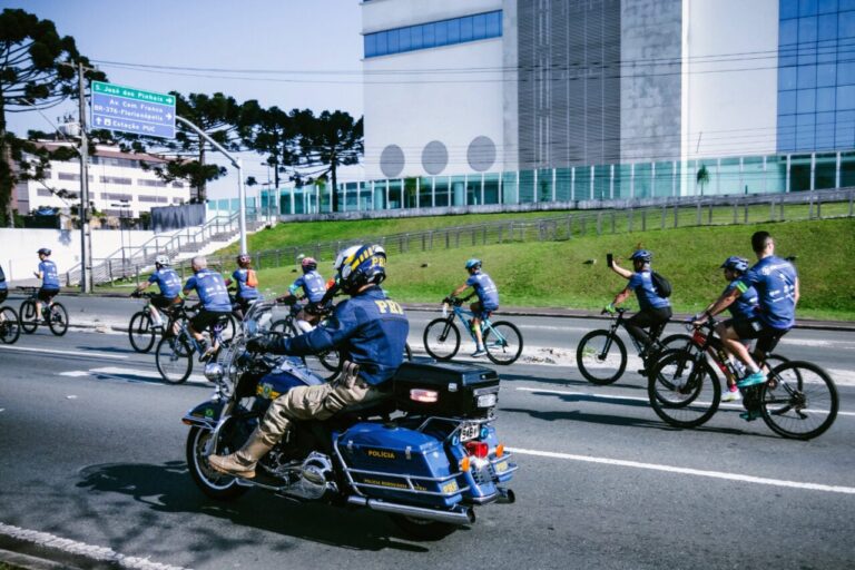 PRF realiza 7º passeio ciclístico no Paraná e altera trânsito de Curitiba