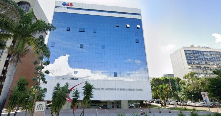 OAB Nacional pede reunião com Fachin para discutir crise no Supremo