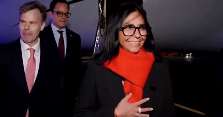 Aliados de esquerda se dissem constrangidos com visita de Delcy Rodriguez aos EUA