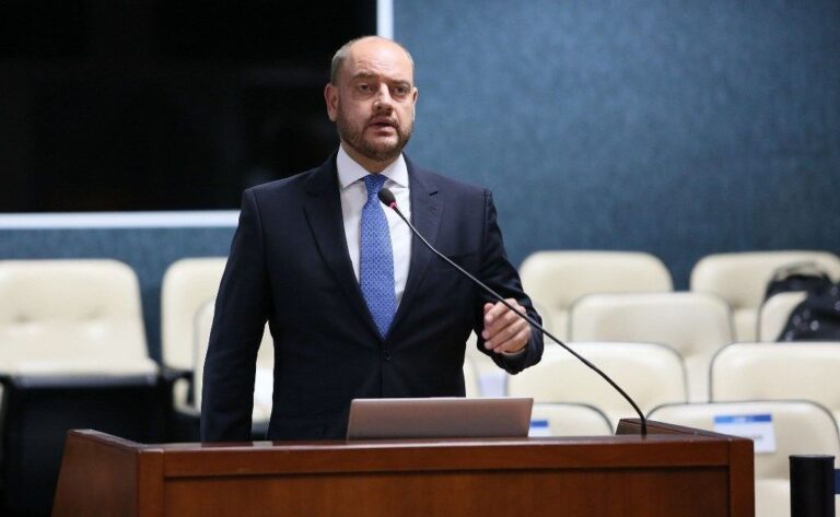 Pesquisa aponta aprovação de 50% para Ricardo Couto
