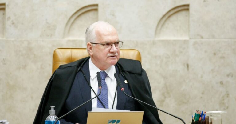 Fachin marca para 15 de setembro análise de pedido de investigação sobre Moraes