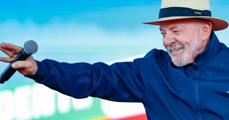 Lula defende equilíbrio entre responsabilidade fiscal e aumento de renda em evento com empresários