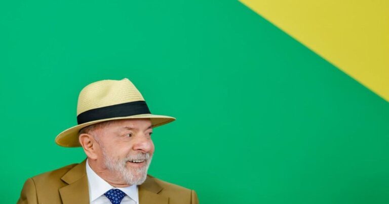 Lula questiona dúvida do eleitor sobre sua reeleição em jantar com empresários