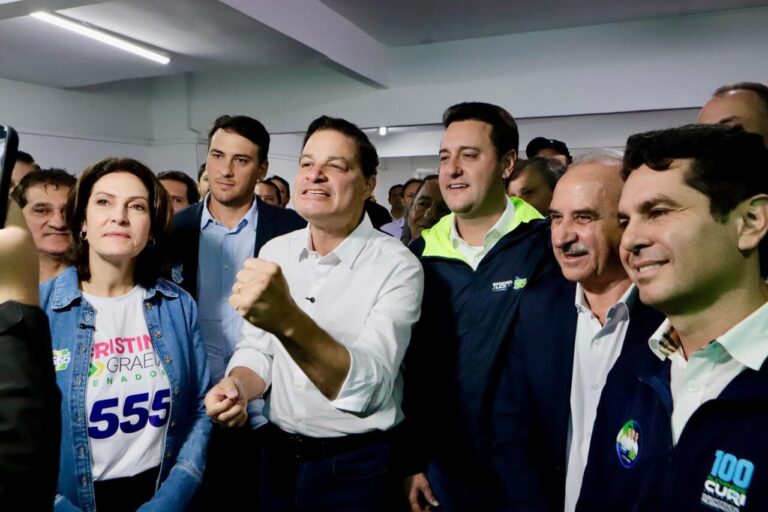 Sandro Alex destaca proximidade com Ratinho Junior em campanha ao governo do Paraná