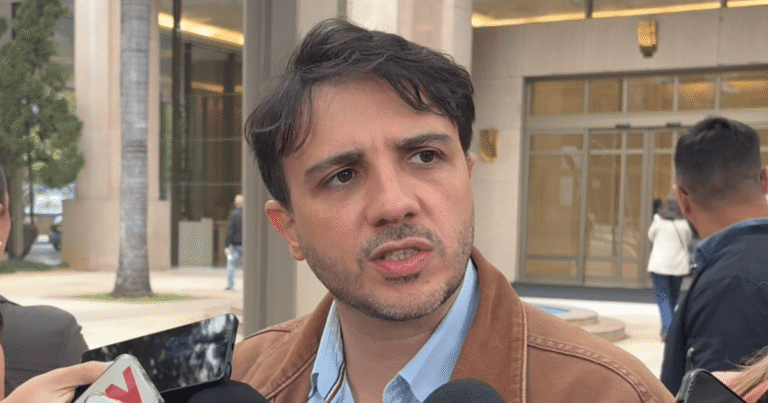 Renan Santos descarta apoio a Lula ou Flávio em segundo turno