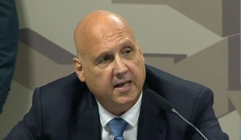 Banqueiro Daniel Vorcaro atuou nos bastidores para manter Otto Lobo na presidência da CVM