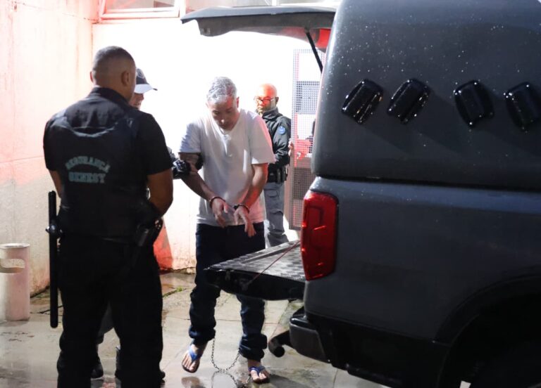 Julgamento de ex-policial é interrompido após tentativa de suicídio em Curitiba