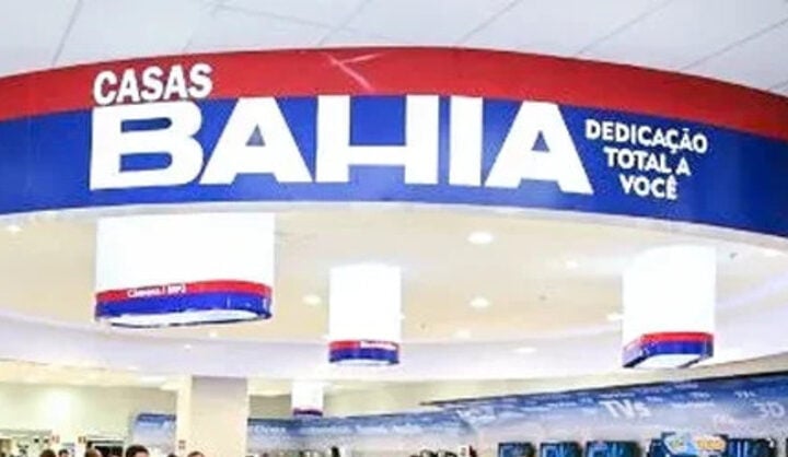 Trabalhadores demitidos das Casas Bahia não recebem FGTS e seguro-desemprego