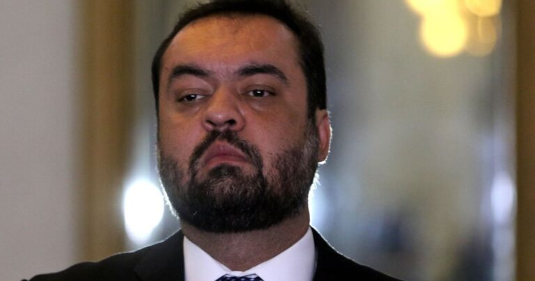 PF diz que esquema da Refit custou caviar e imóveis a Castro