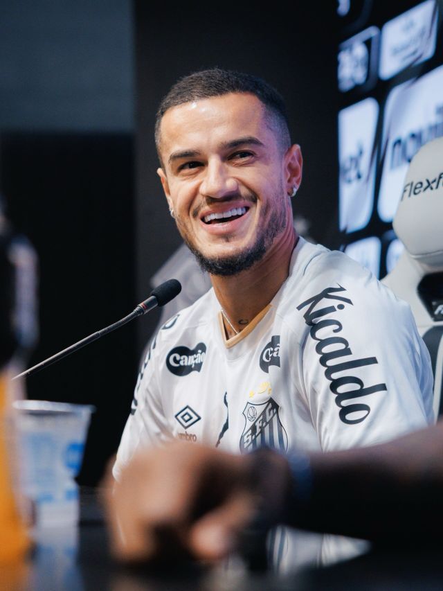 Santos anuncia contratação de Philippe Coutinho