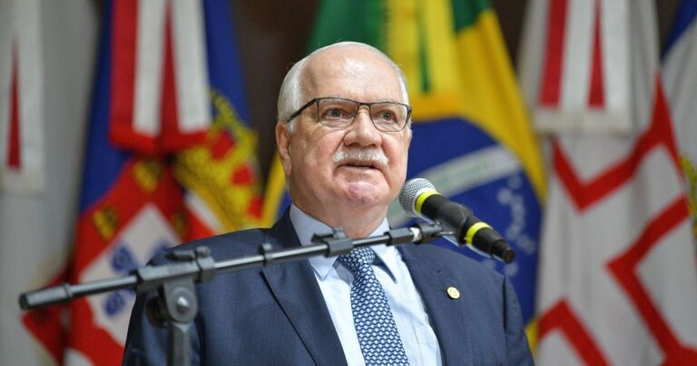 Fachin afirma que nenhuma autoridade está acima da Constituição